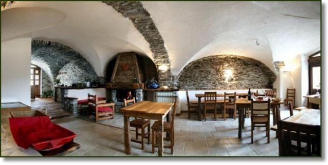 Agriturismo Il Fiocco Cesana Torinese Eksteriør billede