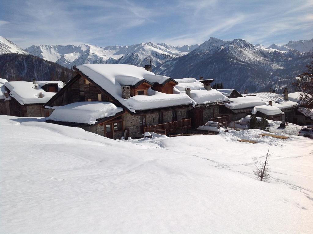 Agriturismo Il Fiocco Cesana Torinese Eksteriør billede