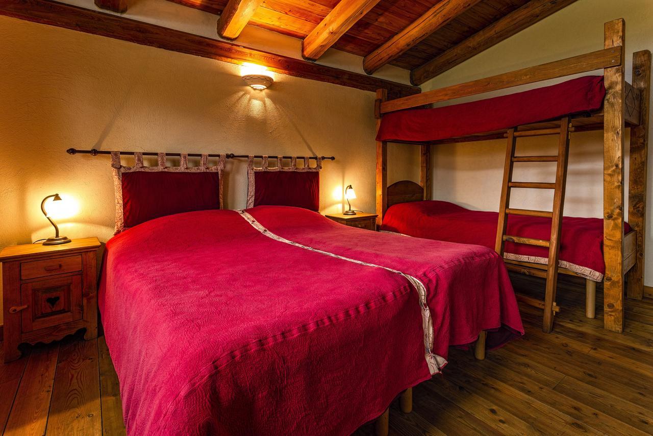 Agriturismo Il Fiocco Cesana Torinese Eksteriør billede