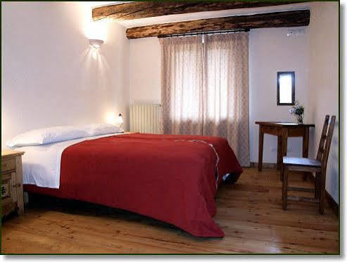 Agriturismo Il Fiocco Cesana Torinese Eksteriør billede